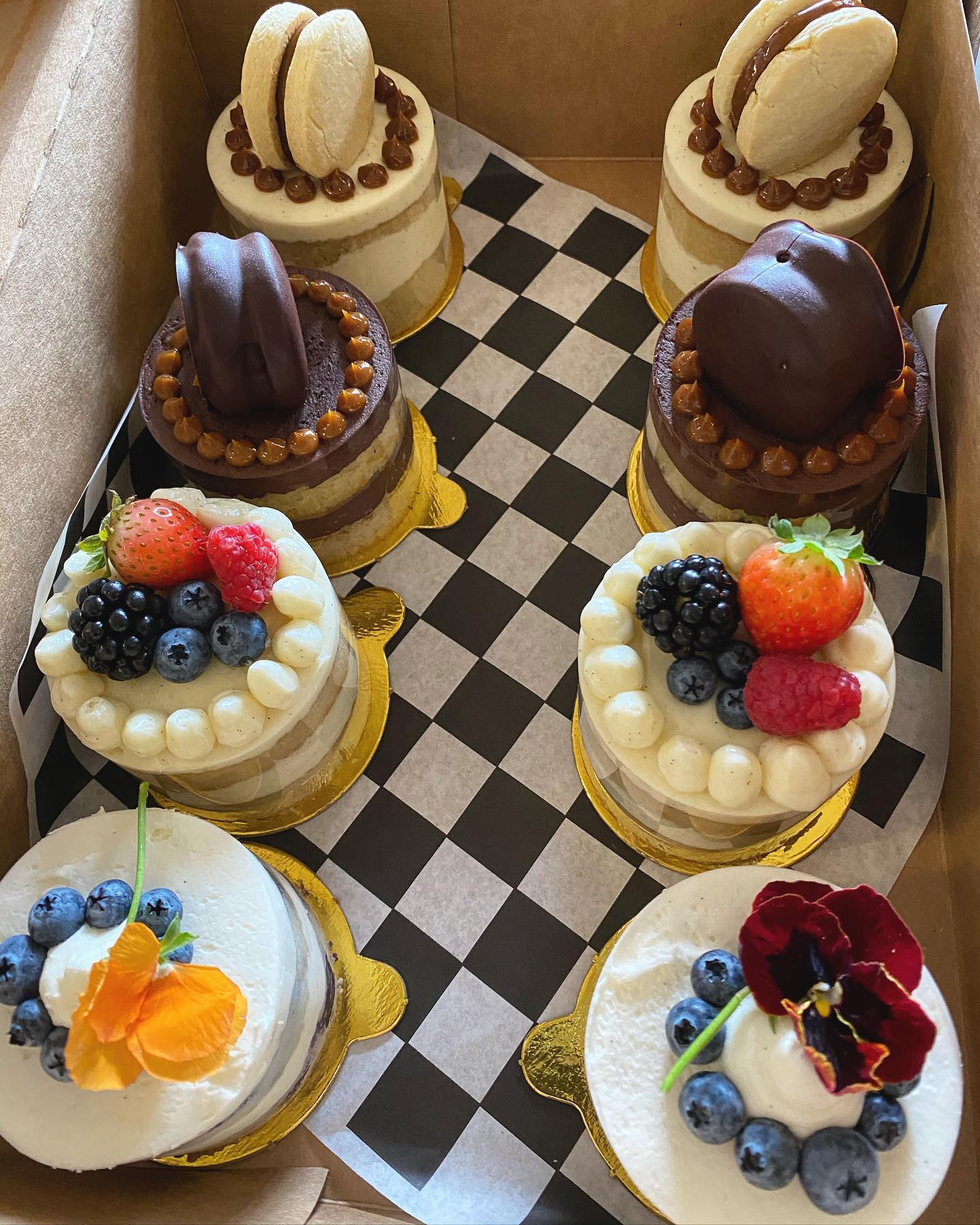 The Cake Box Nomada Bakery